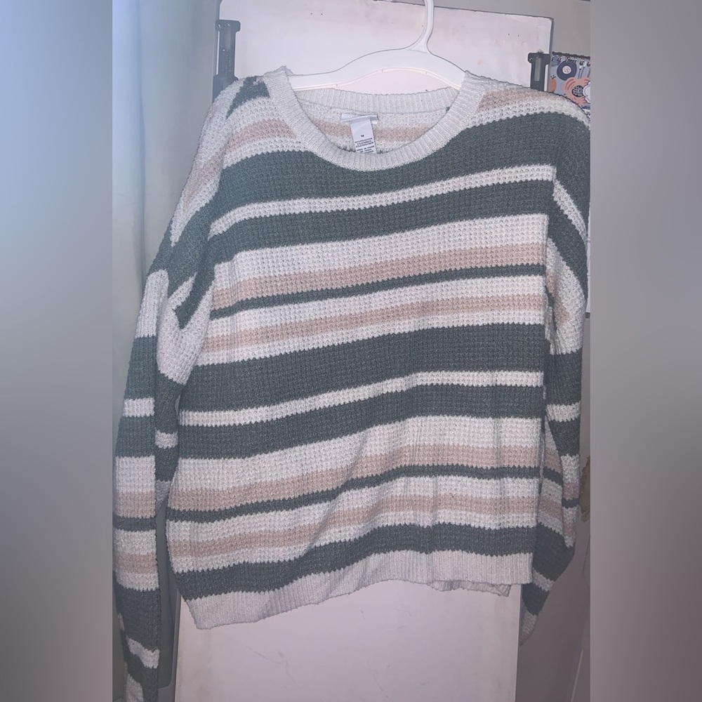Cute sweater